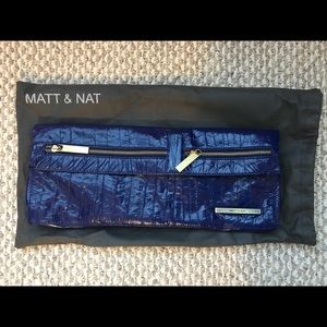 Matt & Nat. Oversize clutch
